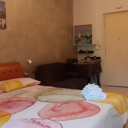 Bed and Breakfast Casa Melo à Ciampino Extérieur photo